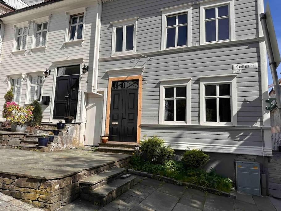 Koslig Leilighet I Bergens Smoroye Apartman Kültér fotó